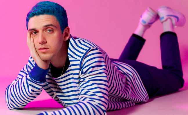 'I want to unify people': Lauv reveals new label plans