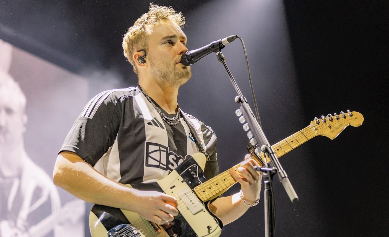 Behind the scenes at Sam Fender's Berlin show with AEG's Dirk Dreyer