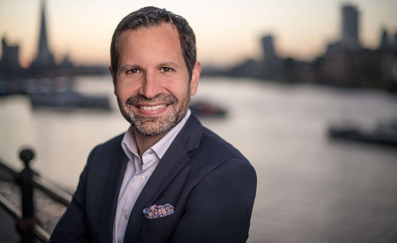 Sean Michael Gross promoted to vice president of Warner Classics UK & North America