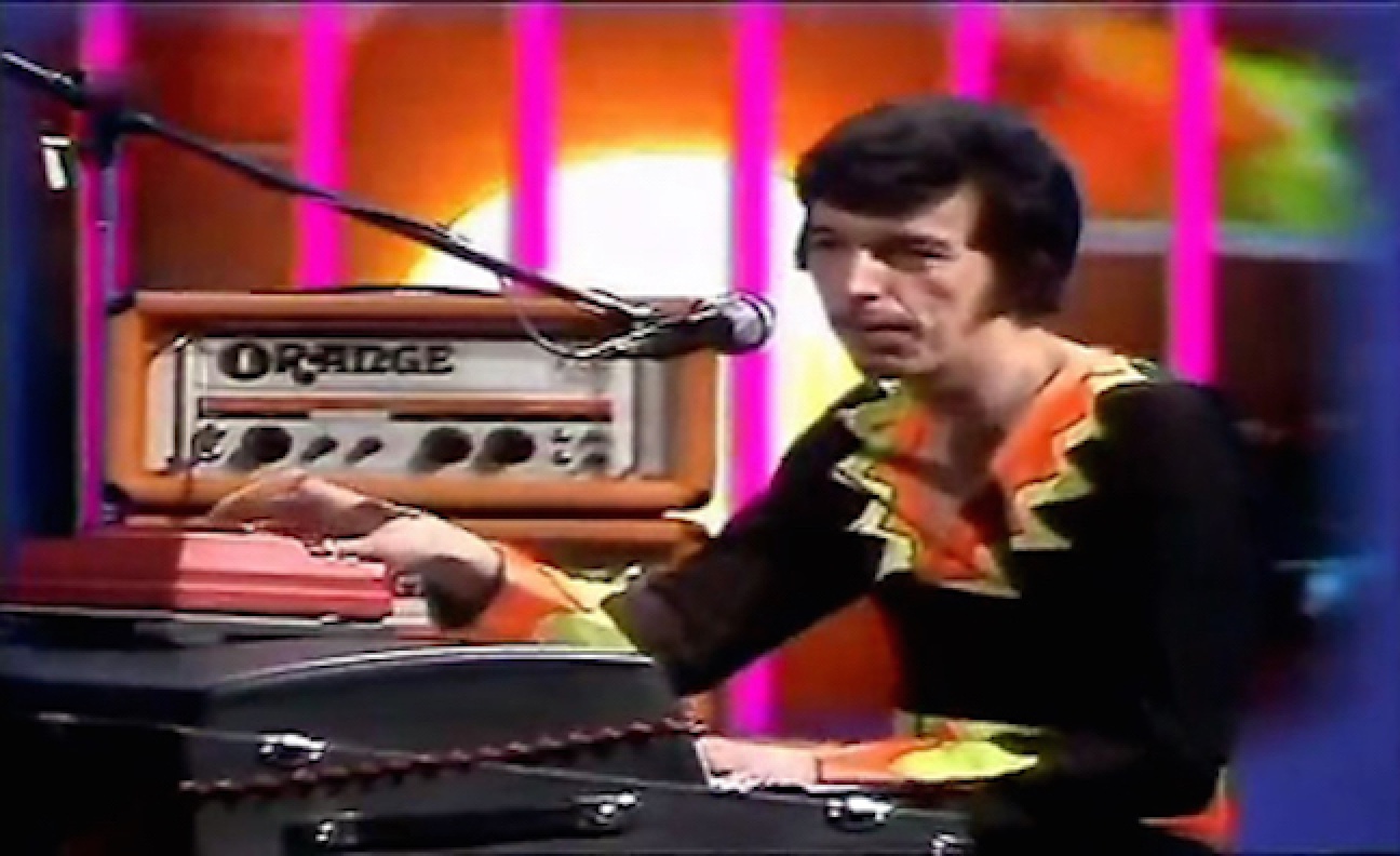 Stars pay tribute to Thriller songwriter Rod Temperton
