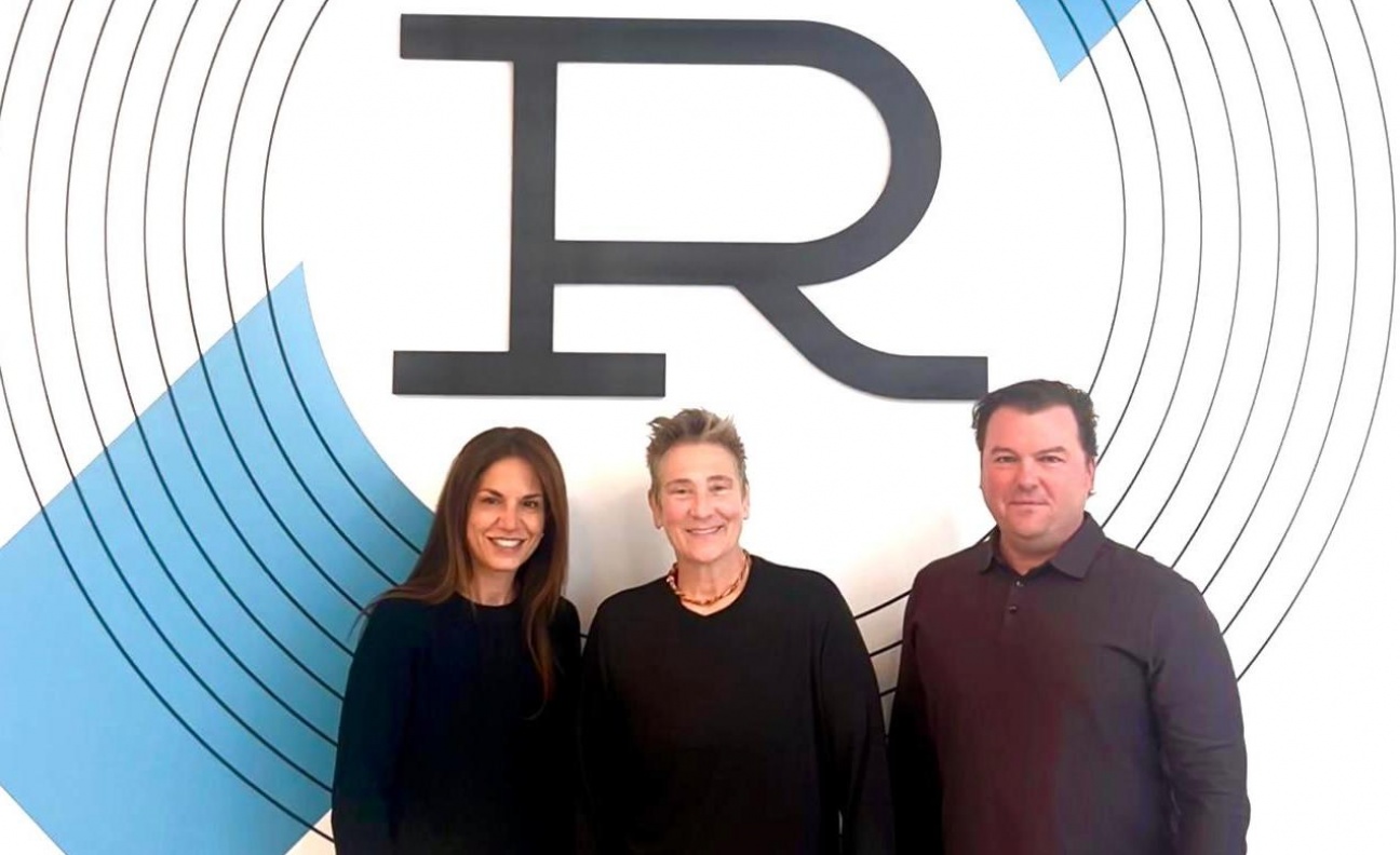 Reservoir signs publishing deal with kd lang