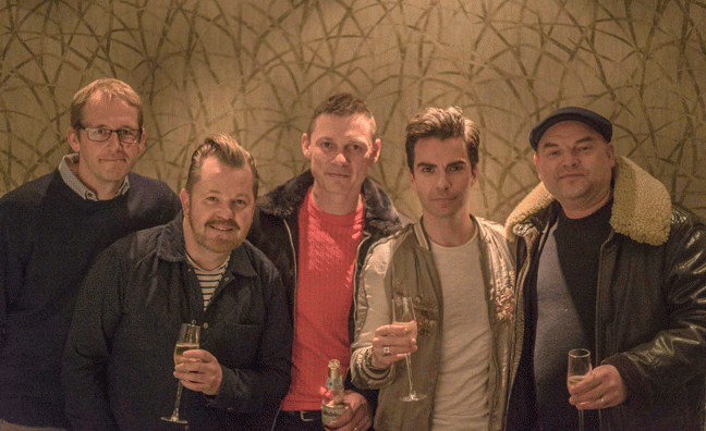 Parlophone Records signs new deal with Stereophonics
