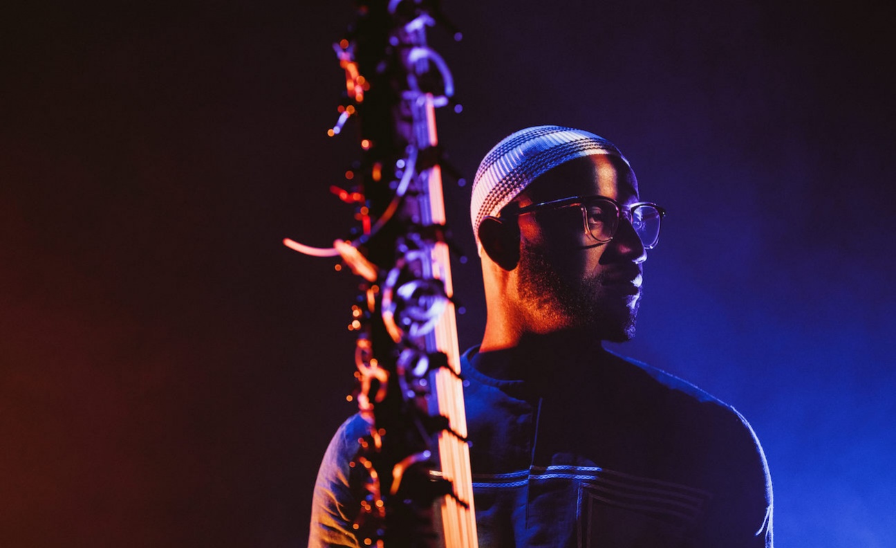 Kora virtuoso Seckou Keita signs to Faber Alt