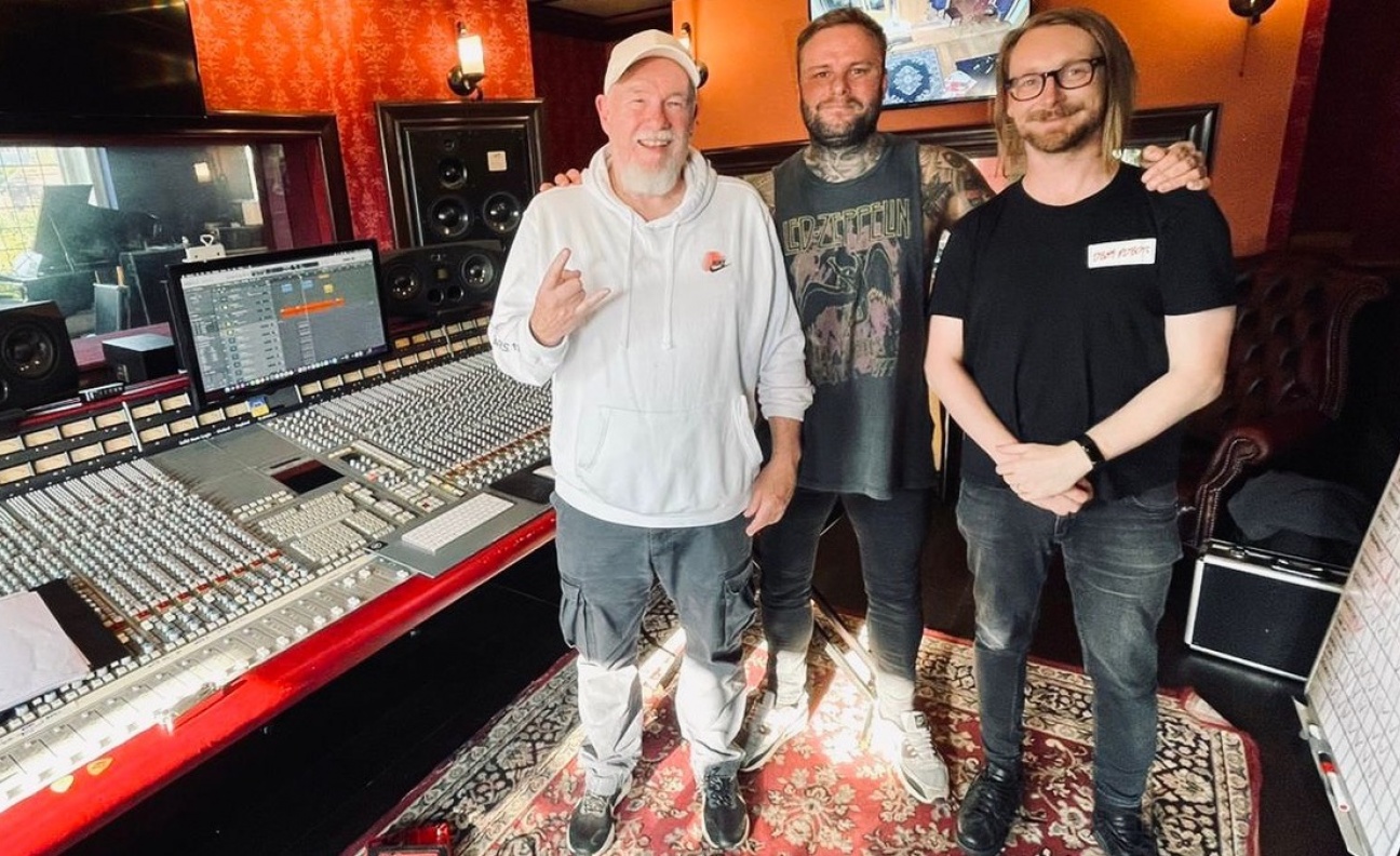 Earache Records signs Kris Barras Band to global deal