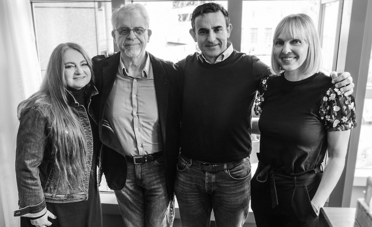 Warner Music acquires stake in Hungarian label Magneoton