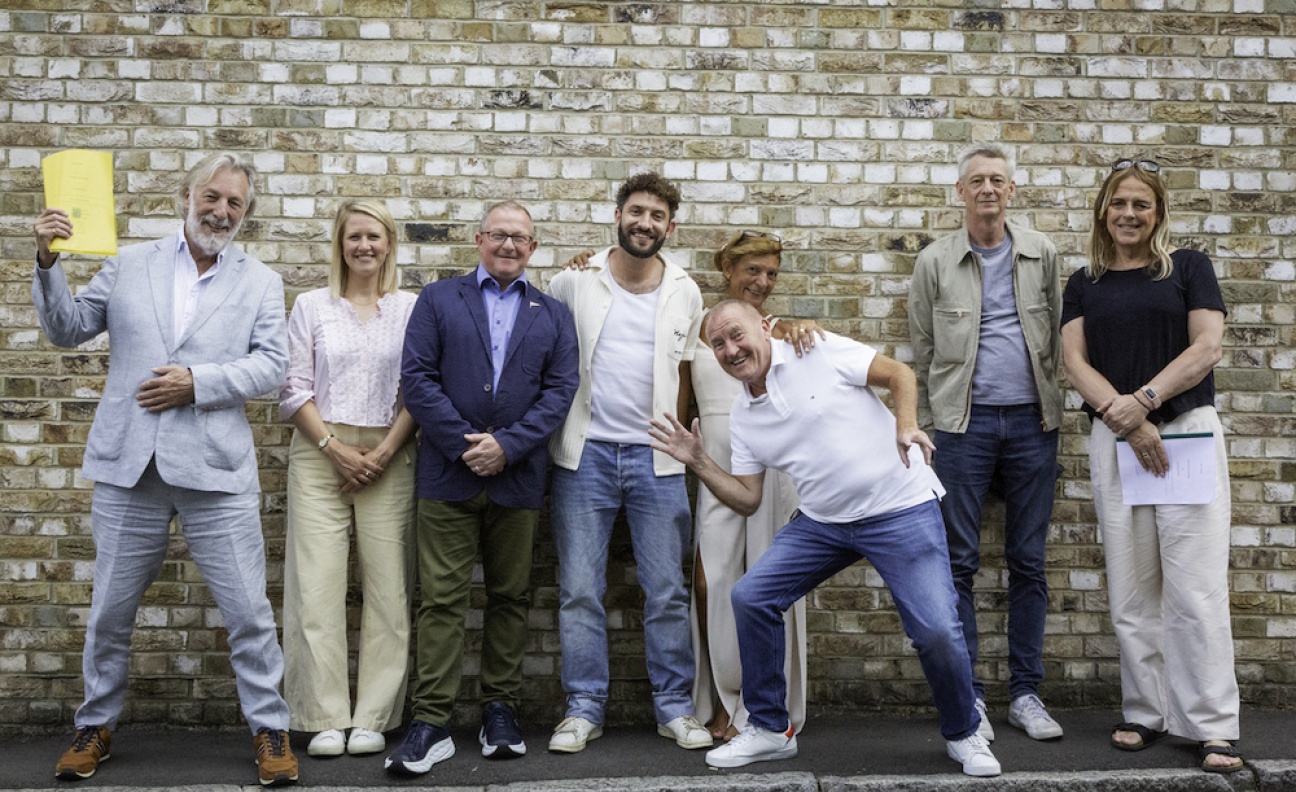 Singer-songwriter Billy Lockett signs with Notting Hill Music