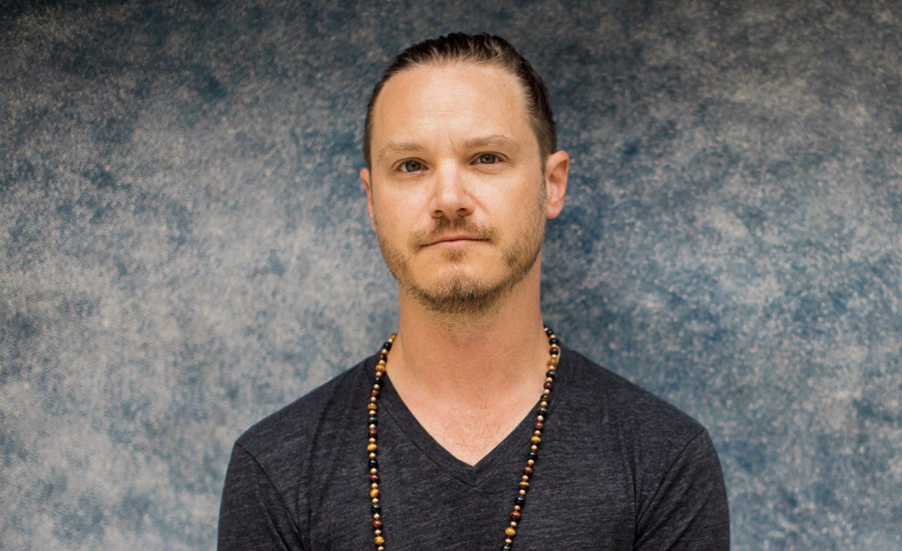 Josh Kear signs to Sony/ATV Nashville