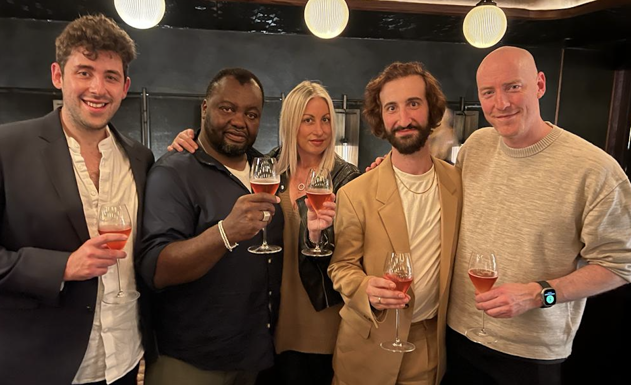 Distiller Publishing and Stellar Songs unveil Gil Lewis deal