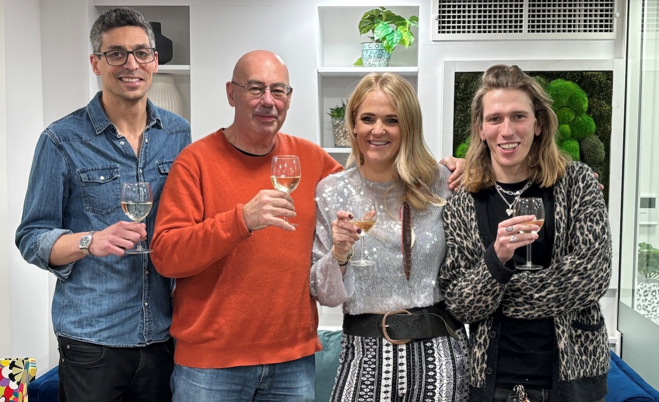 Cooking Vinyl signs Americana singer-songwriter Elles Bailey