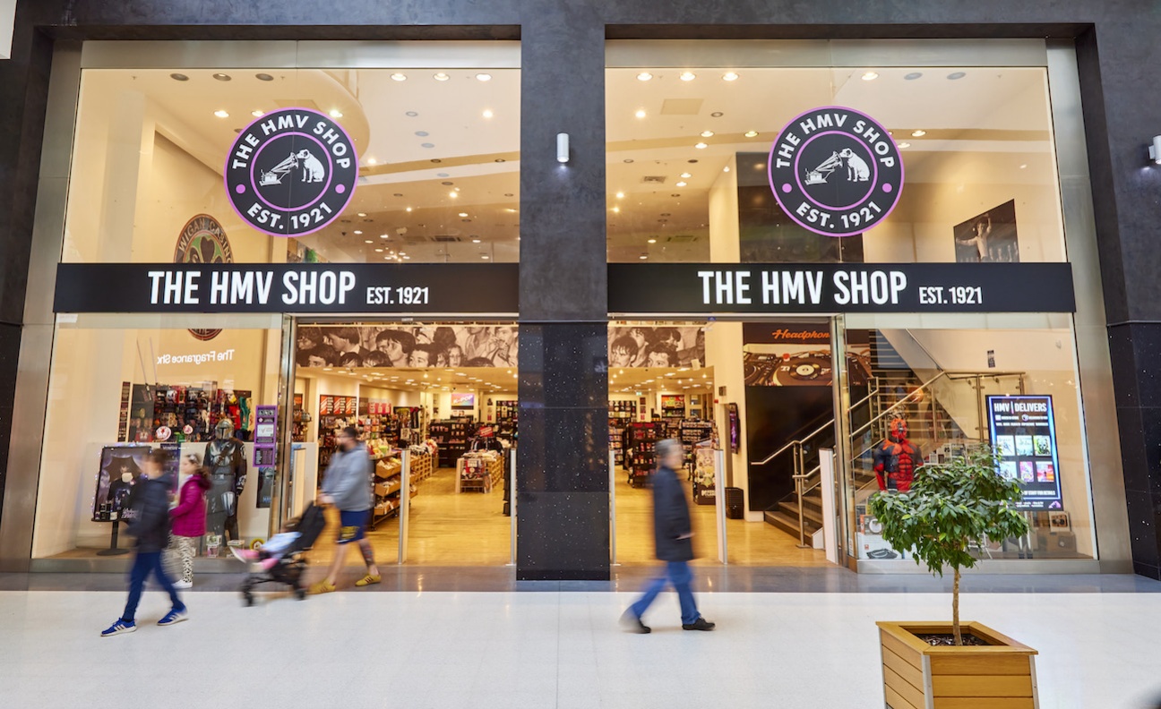 HMV promotes David Athey to commercial director