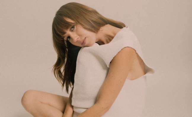 AWAL signs singer/songwriter Ella Vos