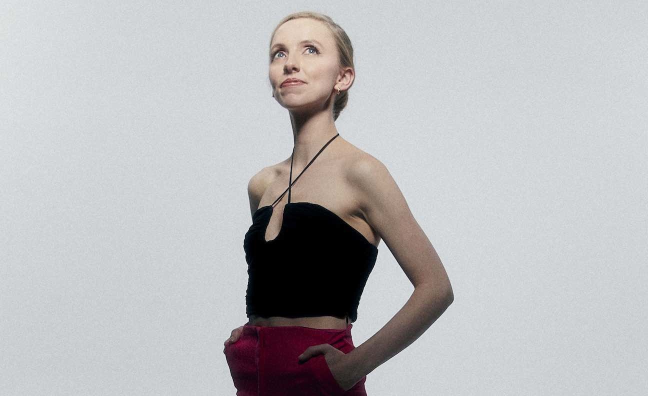 Sony Classical signs organist and TikTok star Anna Lapwood