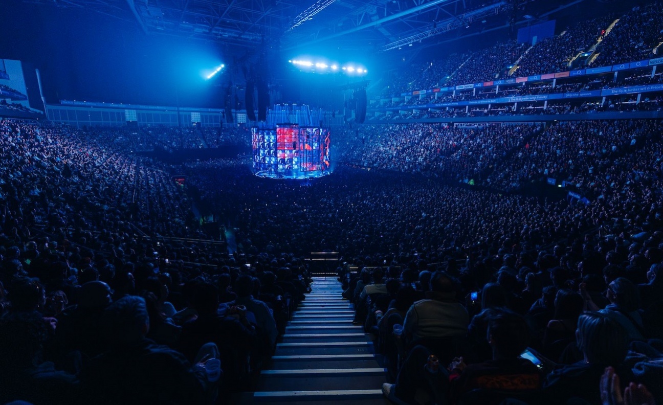 Radiohead break O2 Arena attendance record with in-the-round performances