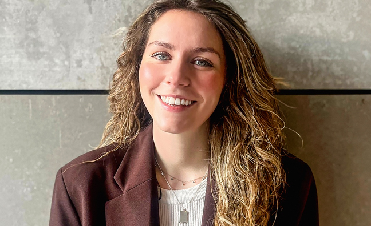 Rising Star: Holly Jones