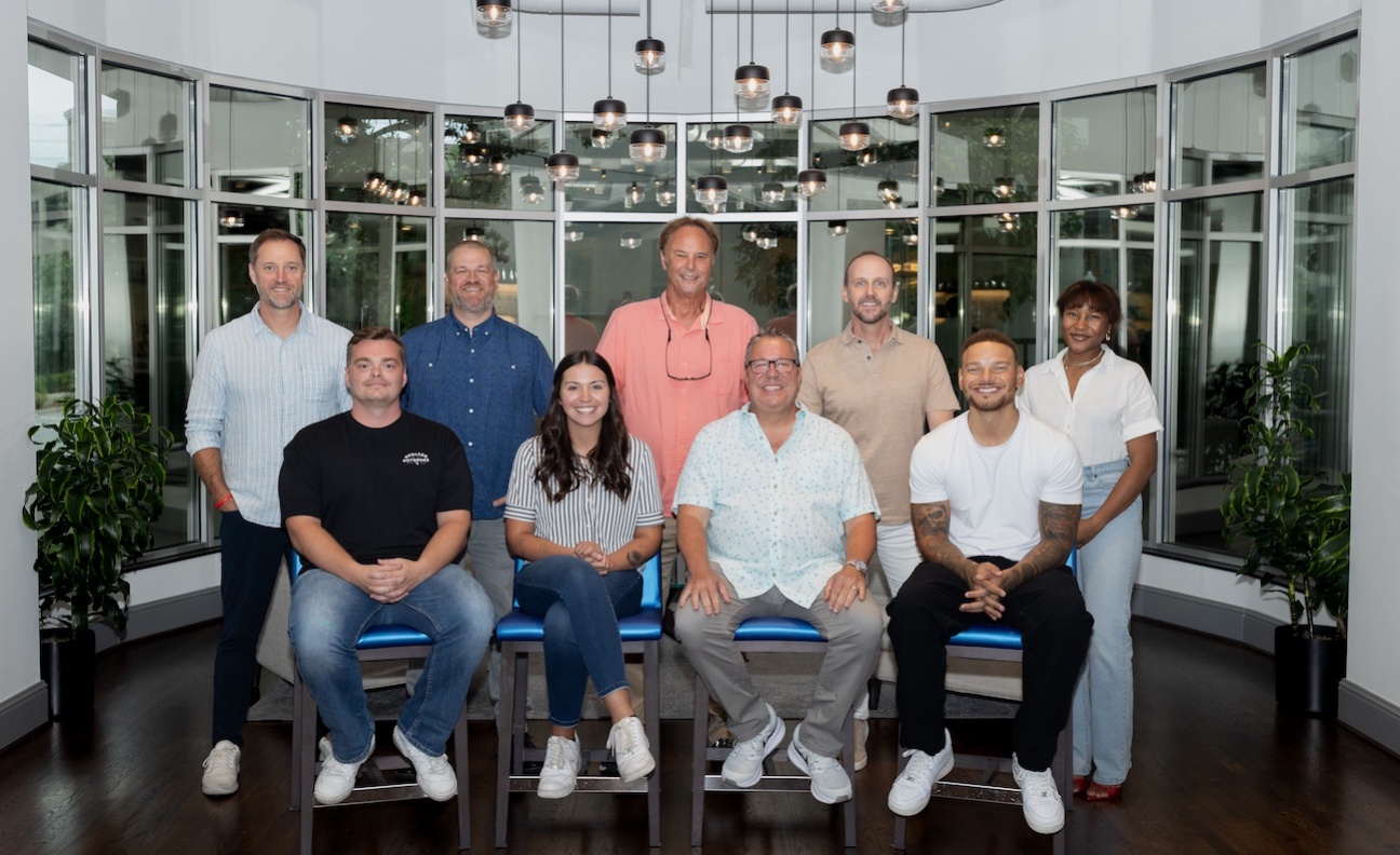 Choosin' Texas co-writer Joybeth Taylor expands deal with SMP Nashville and Verse 2 Music
