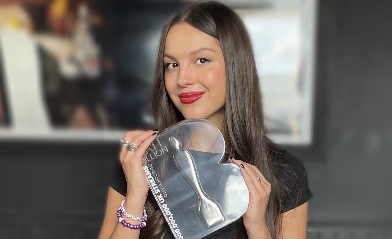 Olivia Rodrigo presented with BRIT Billion Award