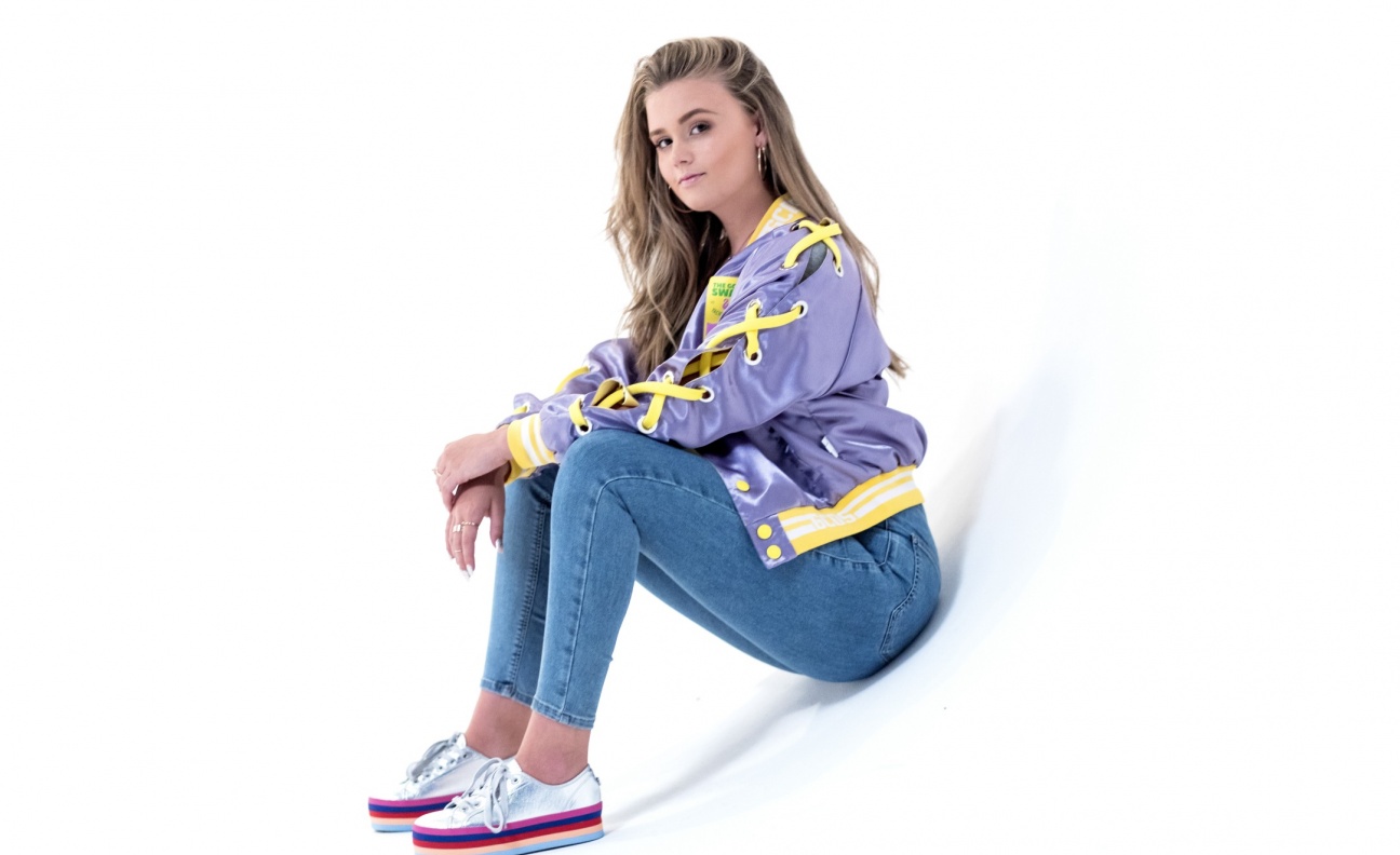 Music Week Presents: Jess Folley