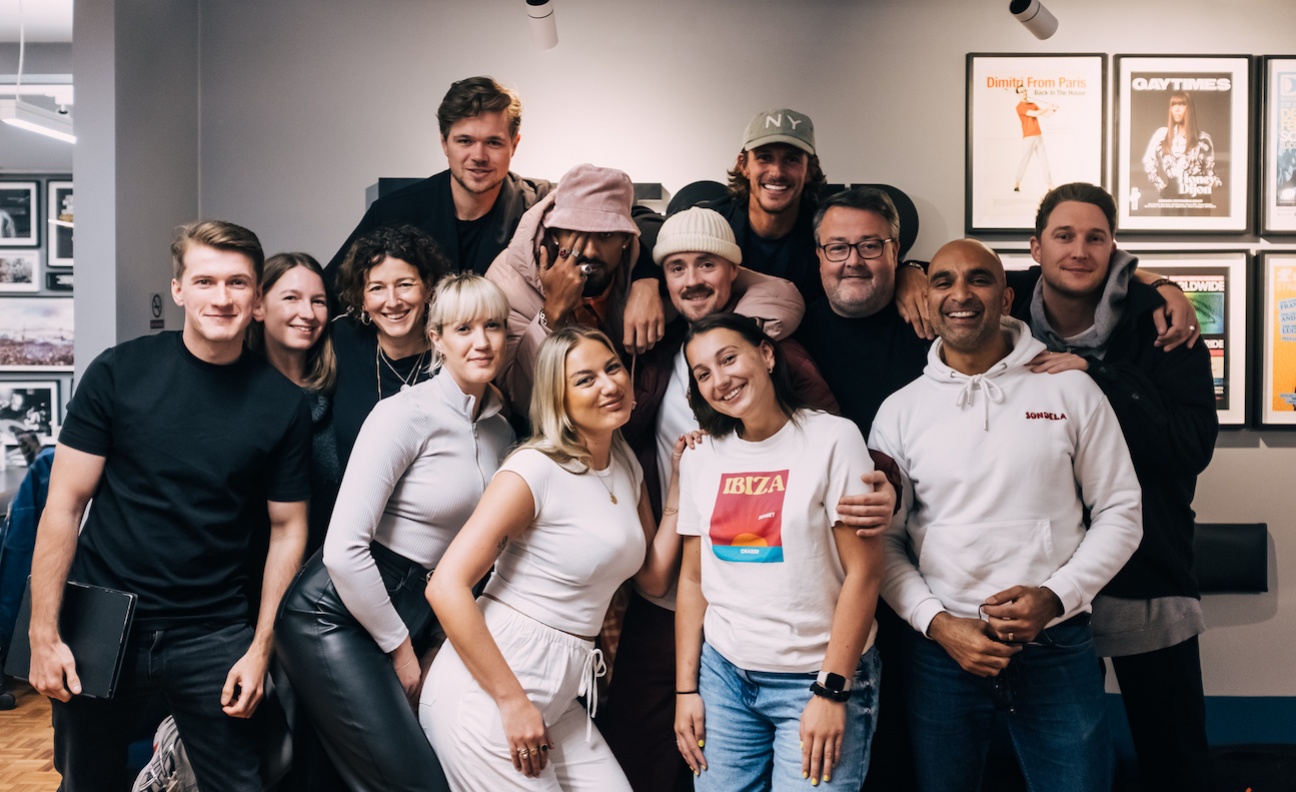 Defected signs dance collective Yours featuring Maverick Sabre and producer New Machine