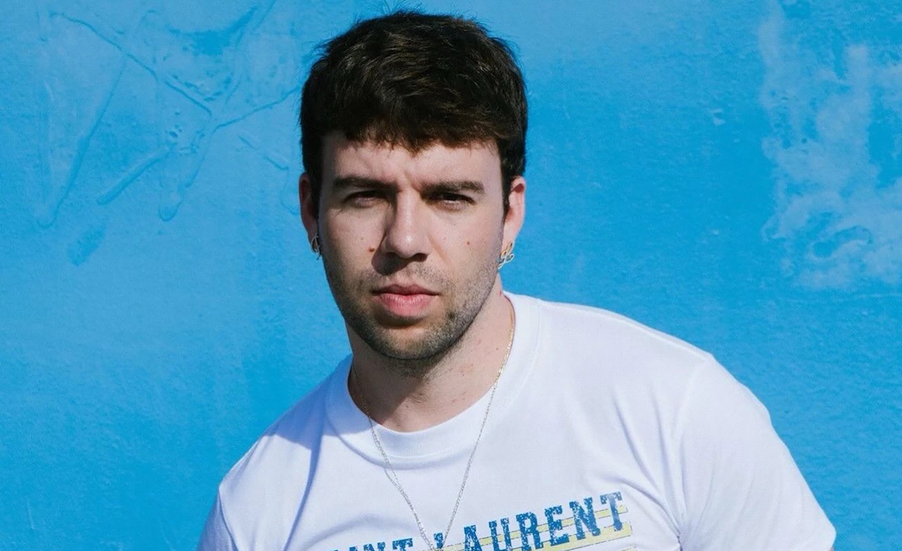Warner Chappell renews global deal with Spanish singer-songwriter Quevedo