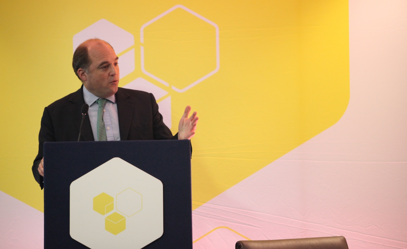 Security minister: Iive industry at 'vanguard' of counter-terrorism