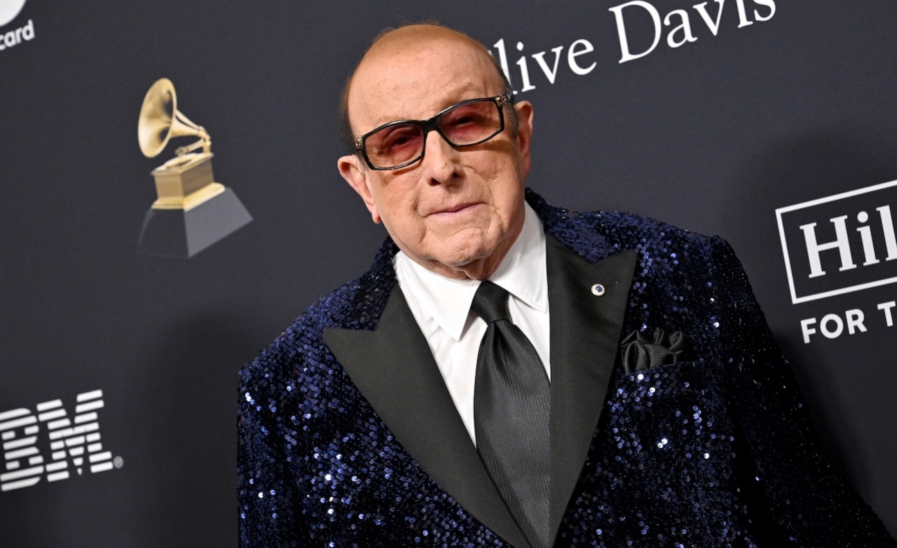 Tributes to industry icon Clive Davis - the executive who shaped the soundtrack to several decades