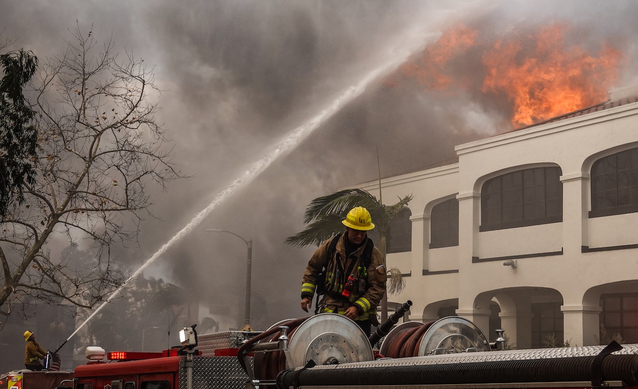 Warner Music / Blavatnik Family Foundation Social Justice Fund commits $1m to LA fire relief effort