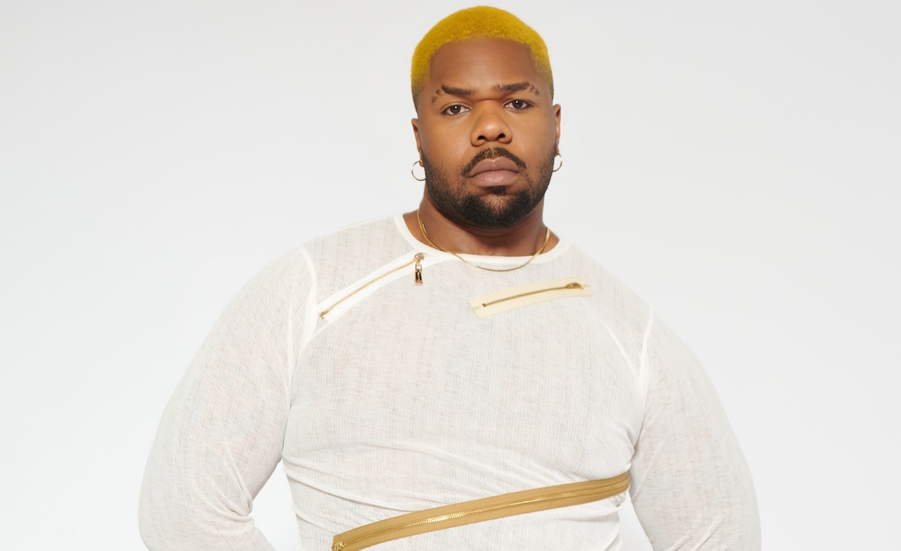 1916 Enterprises signs MNEK for management