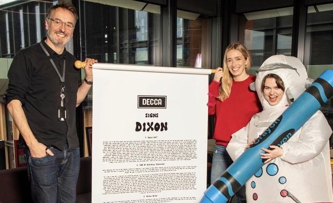 Decca signs 'next generation artist' Ellie Dixon