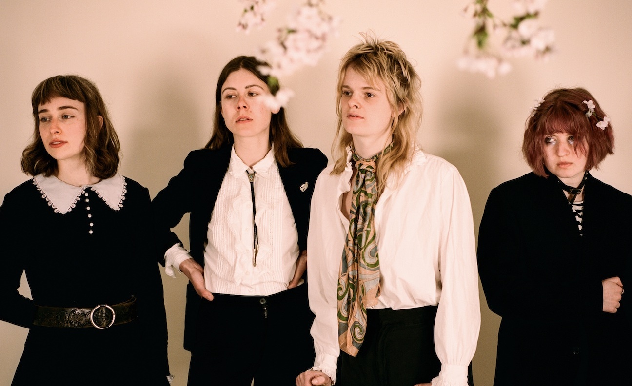Exclusive: Transgressive Records signs The New Eves