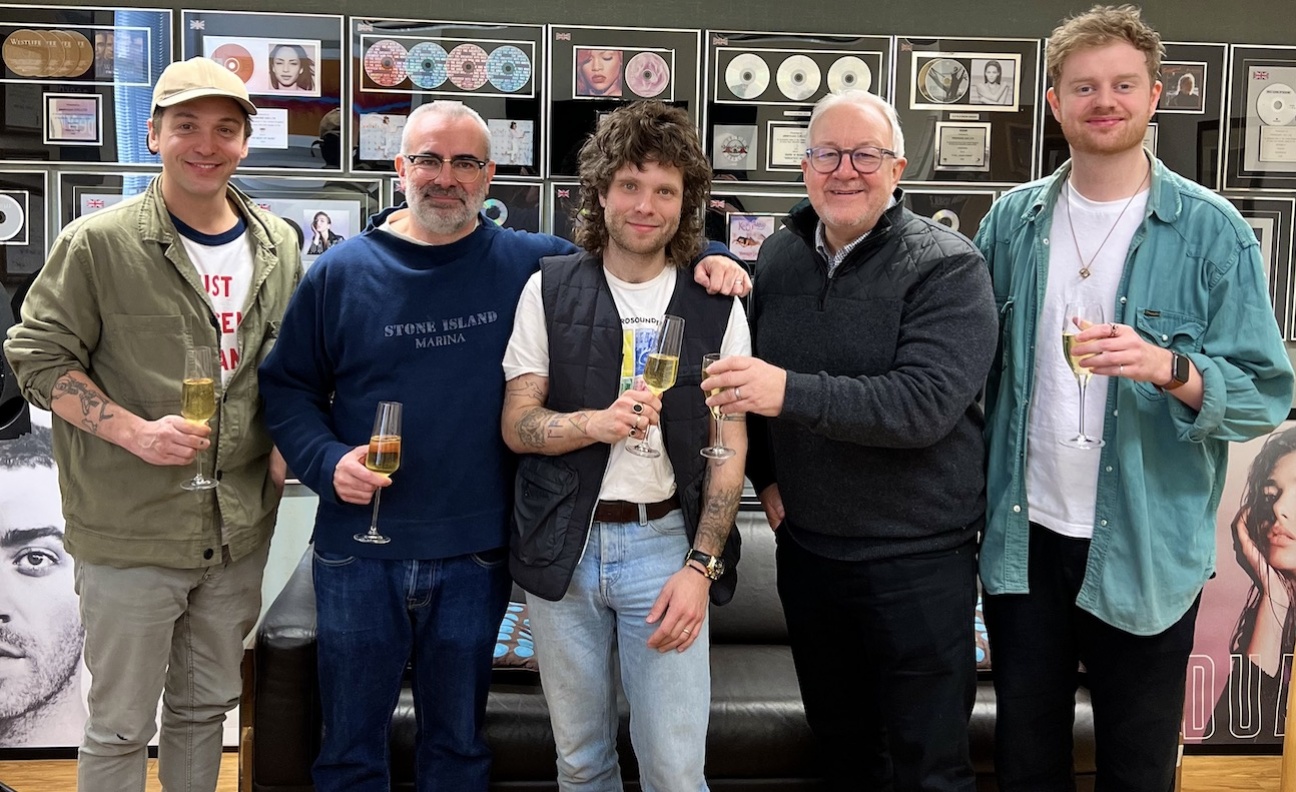 Peermusic UK signs Tom Ford to global publishing deal