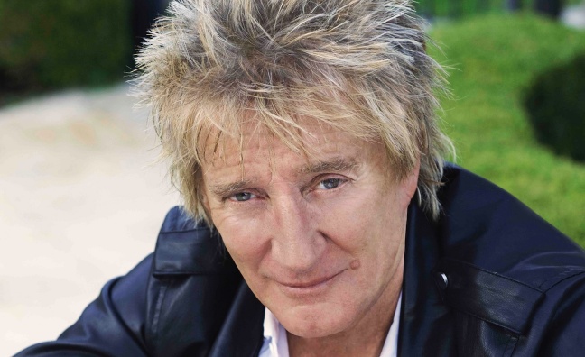 Iconic Artists Group acquires Rod Stewart catalogue, secures access to $1 billion of capital